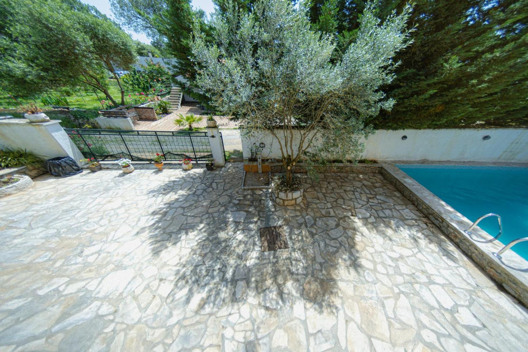 Villa Shu Krimovica Exteriér fotografie
